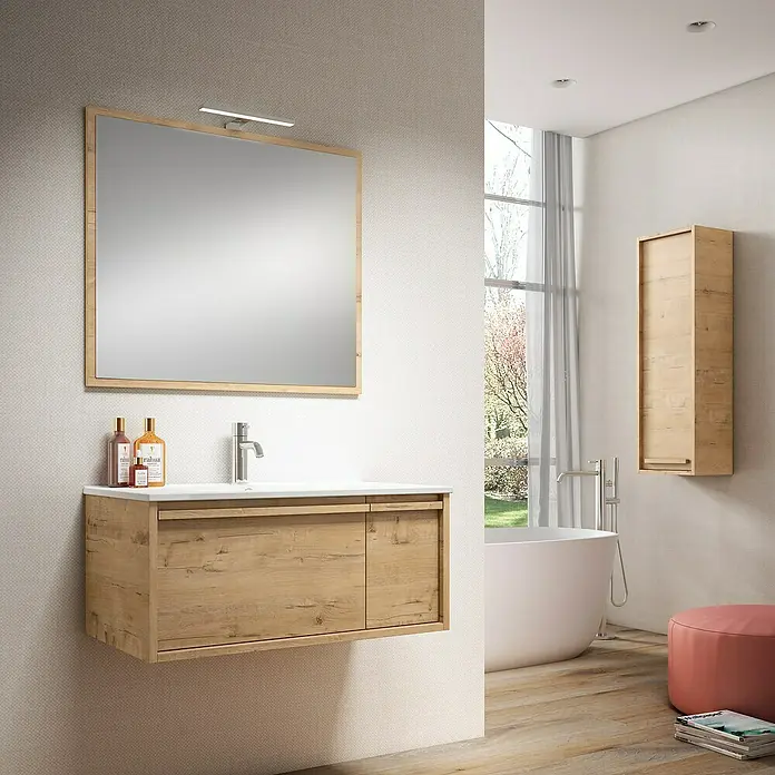 Armario colgante de baño de baño - 35 x 25 x 110 cm, Nogal - Interior de baño con tocador de madera, espejo y bañera exenta para un ambiente relajante.