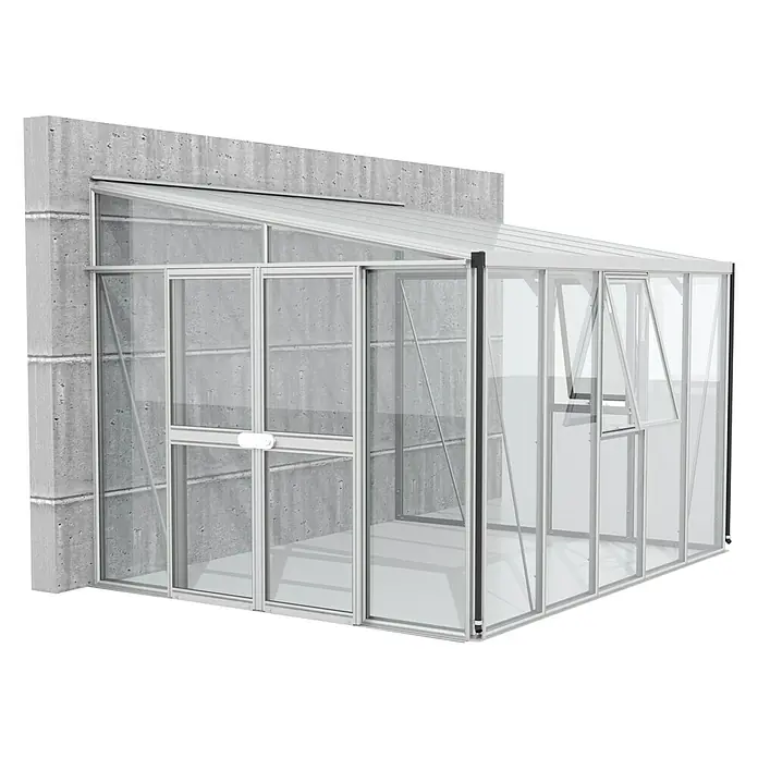 Vitavia Gewächshaus Helena 8600 Plus - Außenmaß inkl. Dachüberstand (B x T): 334 x 266 cm, 3 mm, Aluminium - Das Bild zeigt ein modernes Gewächshaus mit Glaswänden und einem stabilen Rahmen, ideal für den Anbau von Pflanzen.