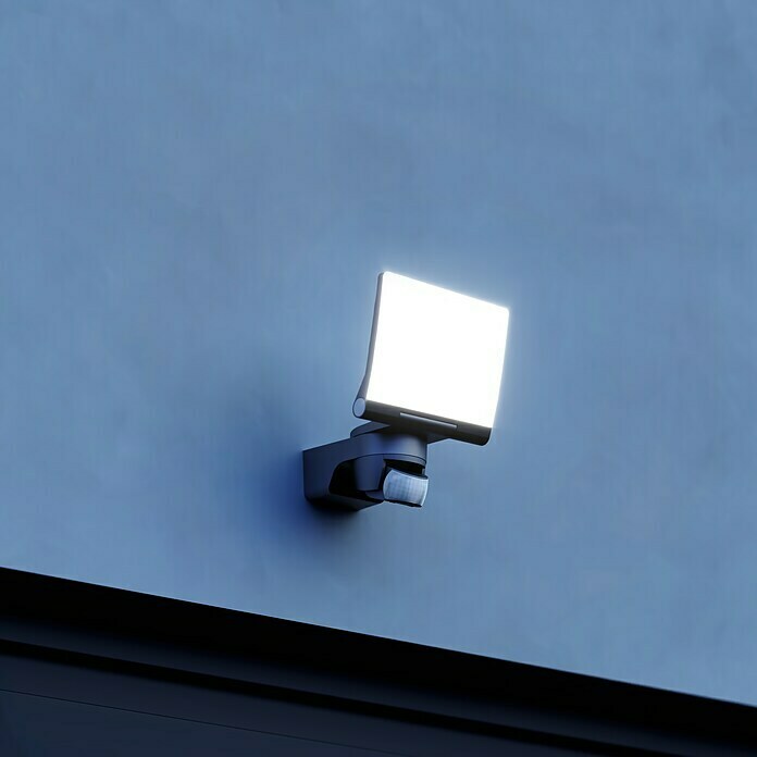 Steinel LED reflektor XLED Home 2 XL (Crna, Senzor, 14,8 W, IP44)