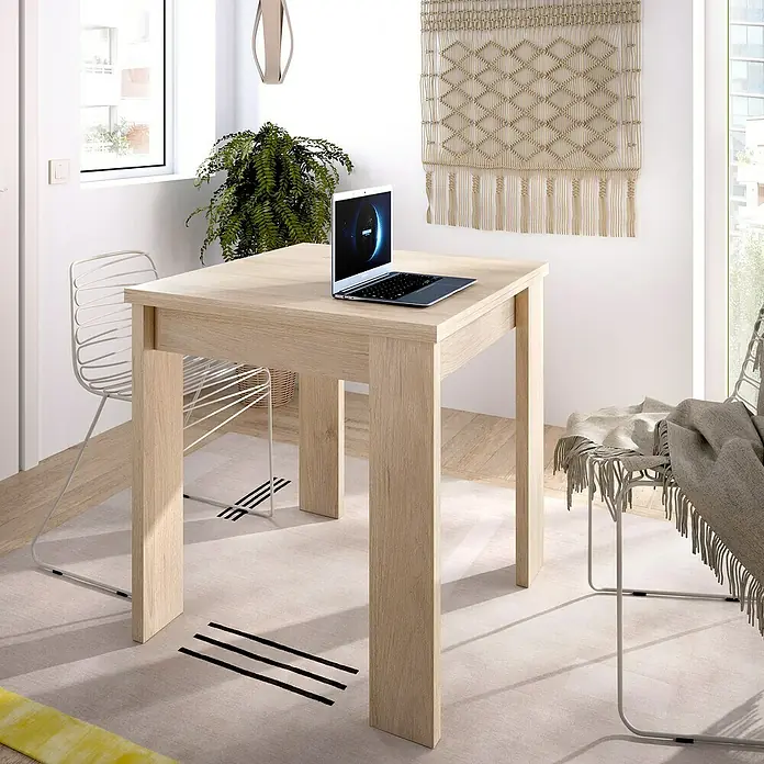 Dekit Mesa auxiliar Bok - L x An x Al: 67 x 67 x 79 cm, Natural, Extensible - La mesa de madera clara con un portátil es un mueble funcional para la vida moderna. Perfecto como espacio de trabajo o comedor.