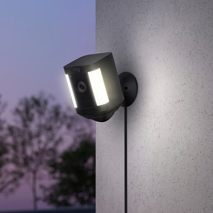 Ring Cámara de vigilancia Spotlight Cam Plus (Funcionamiento en red, 1.080 píxeles (Full HD), An x Al: 7,6 x 12,6 cm, Conexión a la red) | BAUHAUS