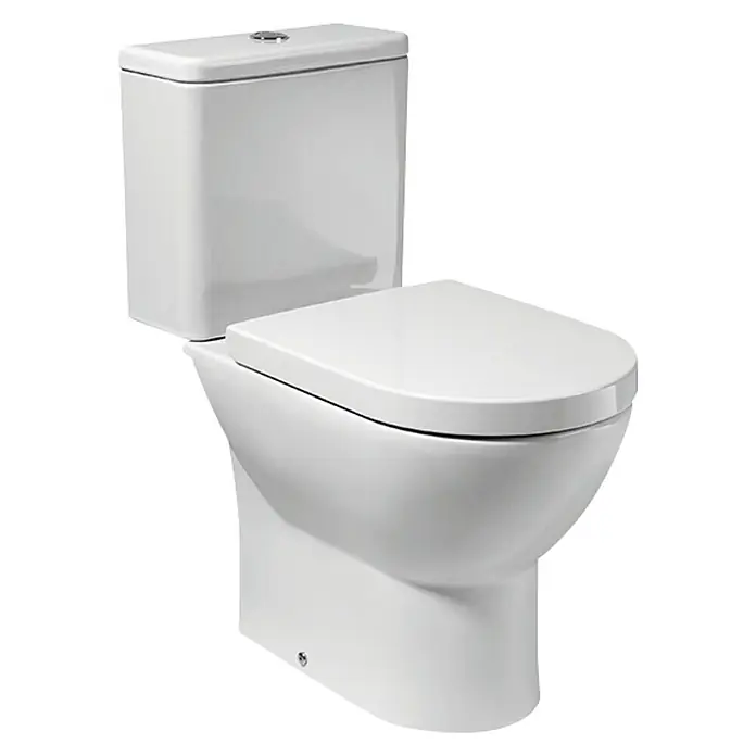 Roca Atis Pack de WC - Con borde de descarga, Salida dual, Blanco - Primer plano de un inodoro de cerámica blanca con cisterna, que muestra un diseño moderno y minimalista.