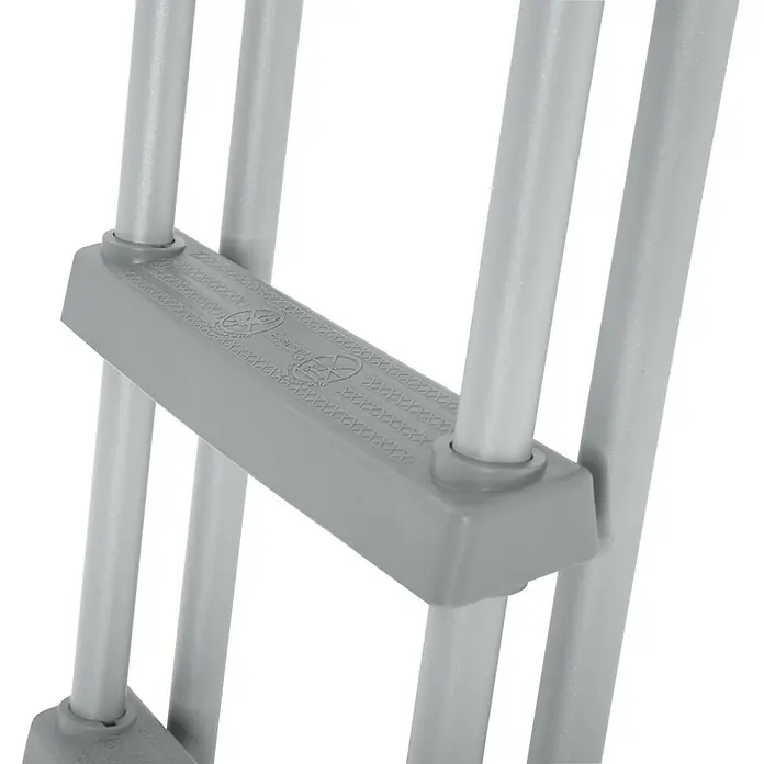 Bestway Flowclear Poolleiter - Passend für: Pools bis 107 cm Höhe, Stahl - Detailansicht eines grauen Tritthockers mit rutschfester Oberfläche und stabilen grauen Beinen für sicheren Stand.