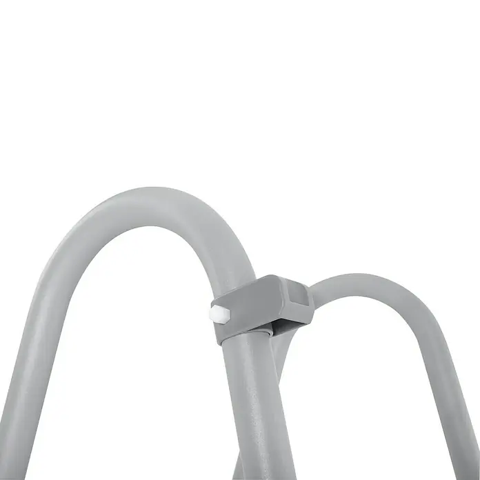 Bestway Flowclear Poolleiter - Passend für: Pools bis 122 cm Höhe, Stahl - Nahaufnahme einer grauen Babywippe mit weißem Knopf zum Verstellen der Position für Komfort und Sicherheit.