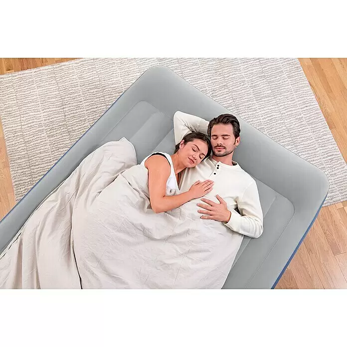 Bestway Luftbett Vento - L x B x H: 203 x 152 x 56 cm, Integrierte Luftpumpe - Anwendungsbeispiel
