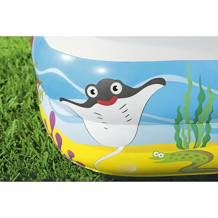 Bestway Planschbecken Beach Buddy - 140 x 140 x 114 cm, Mehrfarbig - Buntes aufblasbares Kinderbecken mit Cartoon-Meereslebewesen-Designs wie Stachelrochen und Aal.