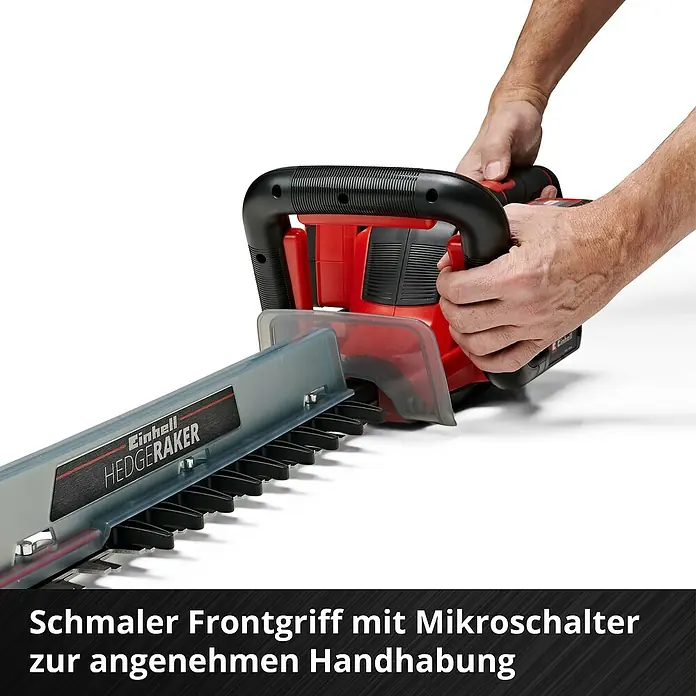 Einhell Power X-Change 18V Akku-Heckenschere GE-CH 36/65 Li-Solo - 36 V, Ohne Akku, Schnittlänge: 65 cm - Nahaufnahme einer Einhell Heckenschere mit Händen, die sie benutzen.
