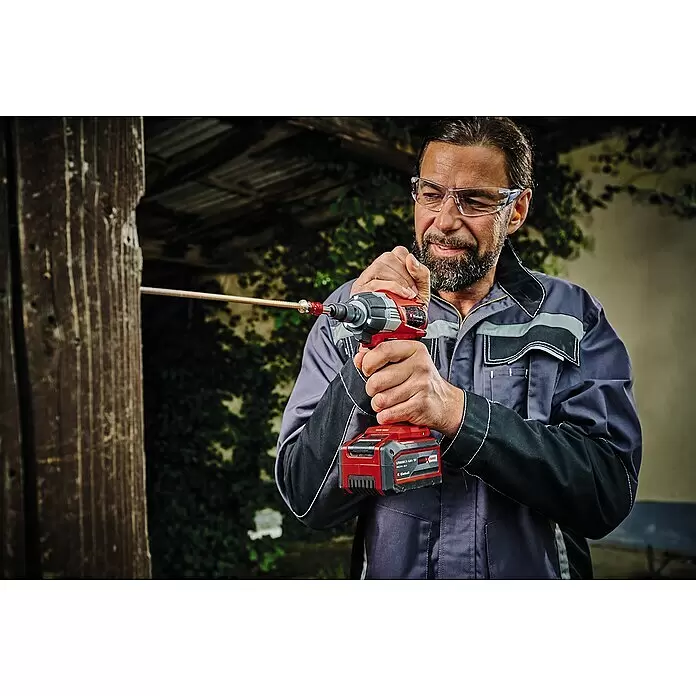Einhell Professional Power X-Change 18V Akku-Impulsschrauber TE-CW 18 Li Brushless-Solo - 18 V, Ohne Akku, 215 Nm - Anwendungsbeispiel