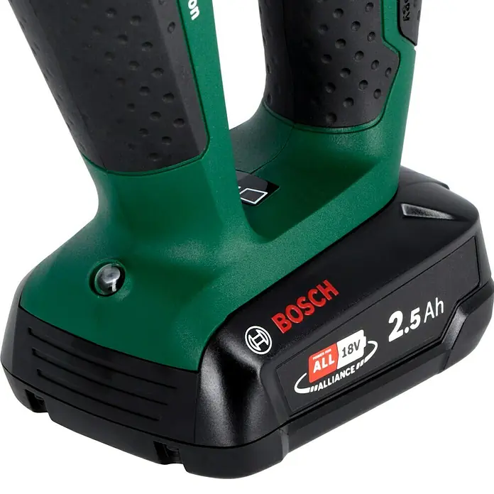 Bosch Power for All 18V Akku-Bohrhammer Uneo Maxx - 18 V, 2 Akkus, 0,6 J - Detailaufnahme eines Bosch-Akkus 2.5 Ah, Teil des ALLIANCE 18V-Systems, mit Fokus auf Design und Technologie für Elektrowerkzeuge.