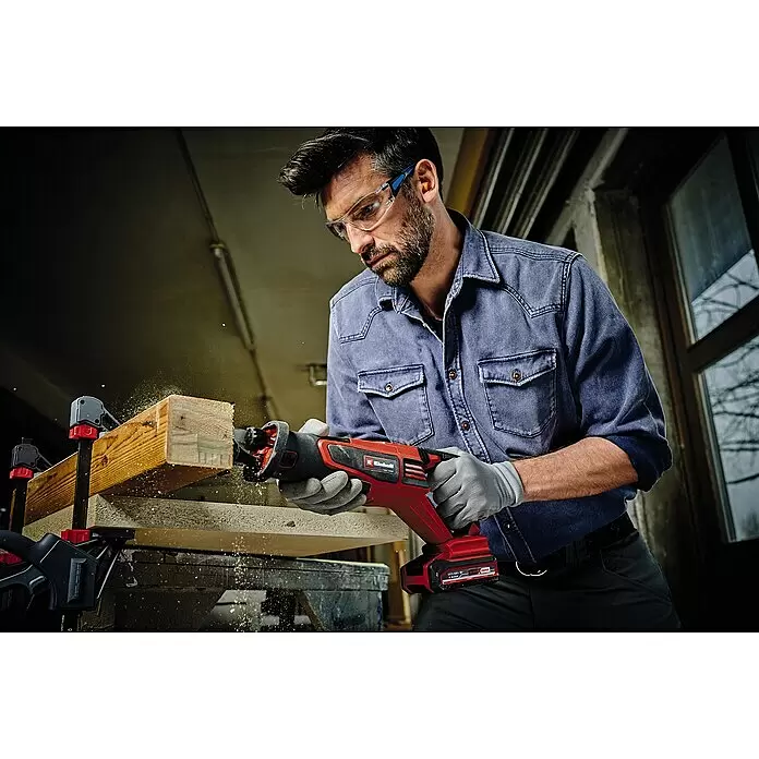 Einhell Professional Power X-Change 18V Akku-Säbelsäge Professional TE-AP 18/28 Li BL - Solo - 18 V, Ohne Akku, Leerlaufhubzahl: 0 /min - 2.500 /min - Anwendungsbeispiel