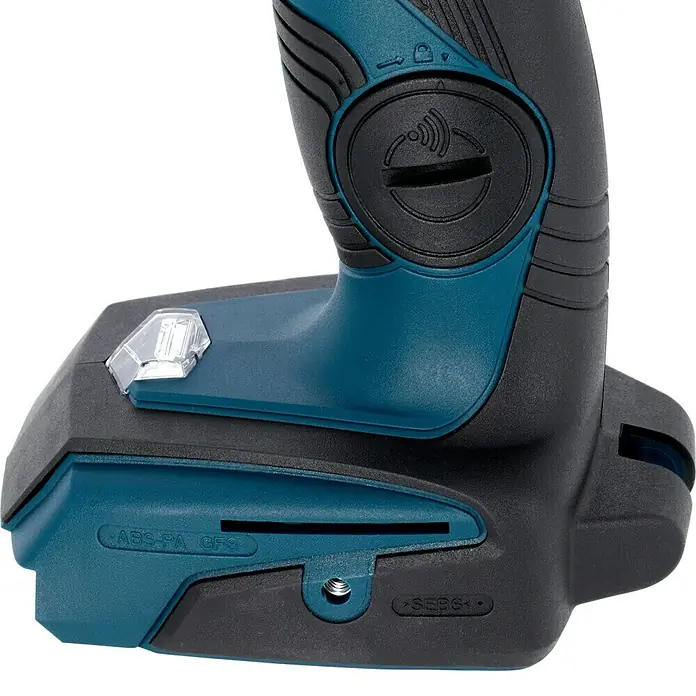 Bosch Professional AMPShare 18V Taladro atornillador percutor de batería GSB 18V-110 C - 18 V, Sin batería, 110 Nm, Con maletín - Primer plano de una herramienta eléctrica azul y negra.