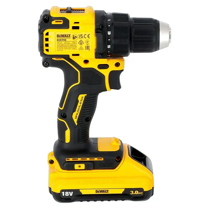 DeWalt XR 18V Akku-Bohrschrauber DCD708L2T - 18 V, 2 Akkus, 3 Ah, 65 Nm - Akkubohrschrauber von DeWalt mit 18V und 3.0Ah Akku, ideal für diverse Bohr- und Schraubanwendungen. Kompakt und leistungsstark!