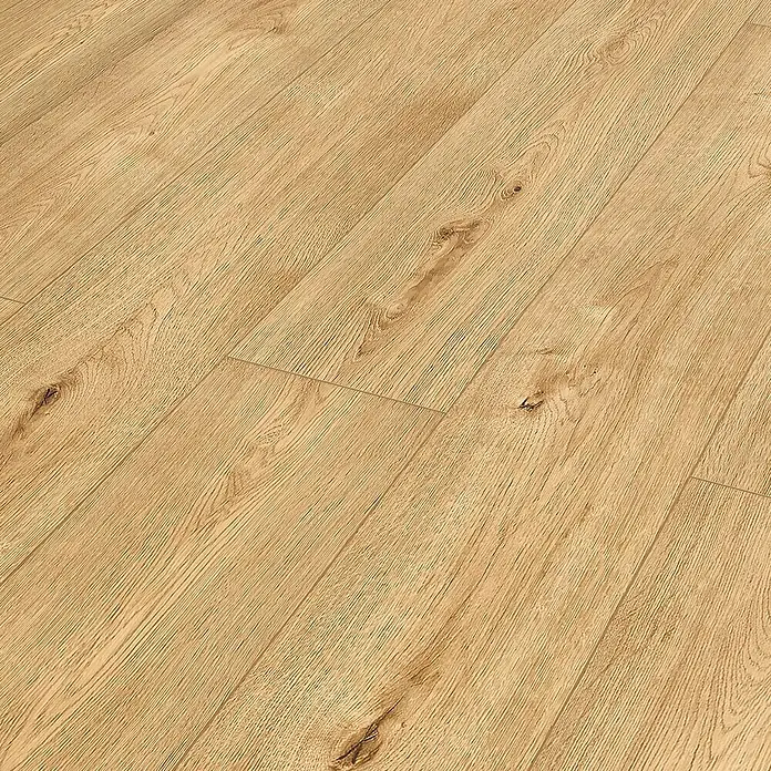 Classen Designboden Pro Nature - Fergus, Landhausdiele, 1.290 x 203 x 4 mm - Detailaufnahme eines hellen Laminatbodens mit natürlicher Holzoptik, ideal für moderne Innenräume, der Wärme und Eleganz ausstrahlt.