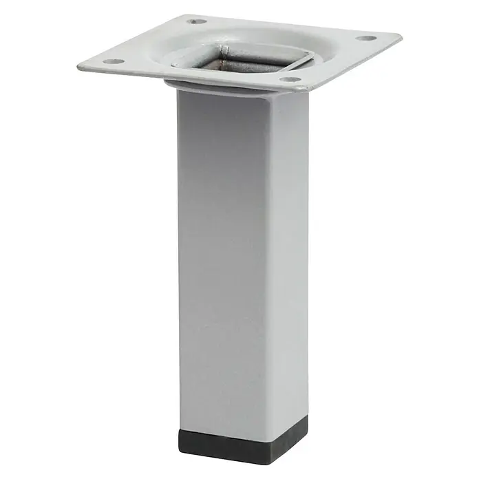 Pata para muebles - L x An x Al: 2,5 x 2,5 x 10 cm, Acero, Cromado, Mate - Una pata de mueble gris individual con una placa de montaje cuadrada y un protector de pie negro. Ideal para sofás o armarios.