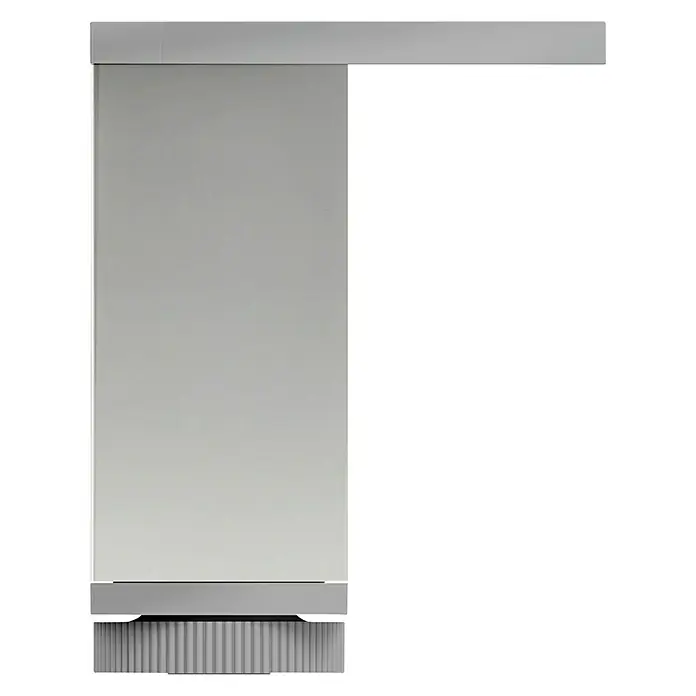 Rei Möbelfuß - L x B x H: 40 x 40 x 100 mm, Aluminium, Eloxiert - Nahaufnahme einer eleganten, silbernen Armatur, die modernes Design und hochwertige Verarbeitung vereint. Ideal für stilvolle Badezimmer.