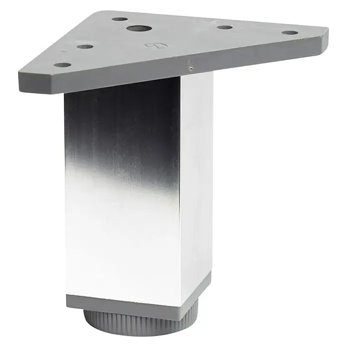 Rei Möbelfuß - L x B x H: 40 x 40 x 100 mm, Aluminium, Verchromt - Möbelbein aus Metall mit dreieckiger Montageplatte und verstellbarem Fuß für Stabilität und modernes Design.