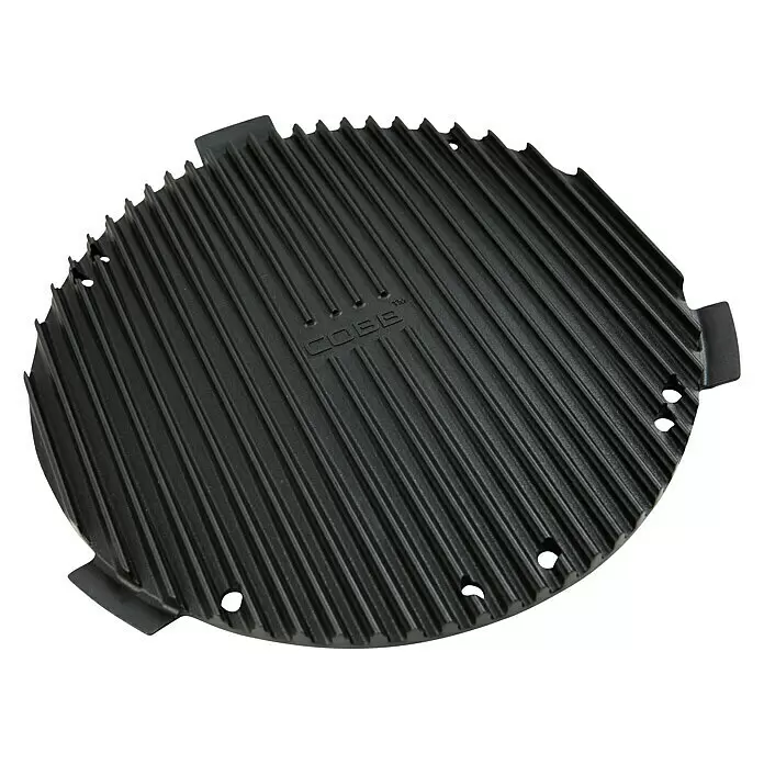Cobb Grillplatte Griddle+ - Aluminium, Durchmesser: 27 cm, Passend für: Cobb Grillmodelle / Cobb Gasgrill Deluxe / Cobb Holzkohlegrill Air Deluxe - Schwarze, runde, gerippte Grillplatte mit Ablauflöchern und COBB-Logo.