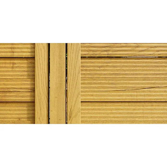 swingcolor Premium Holzlasur - Kiefer, 4 l, Seidenglänzend - Nahaufnahme eines Holzzauns mit horizontalen Brettern und vertikalen Pfosten, die eine rustikale und natürliche Textur zeigen.