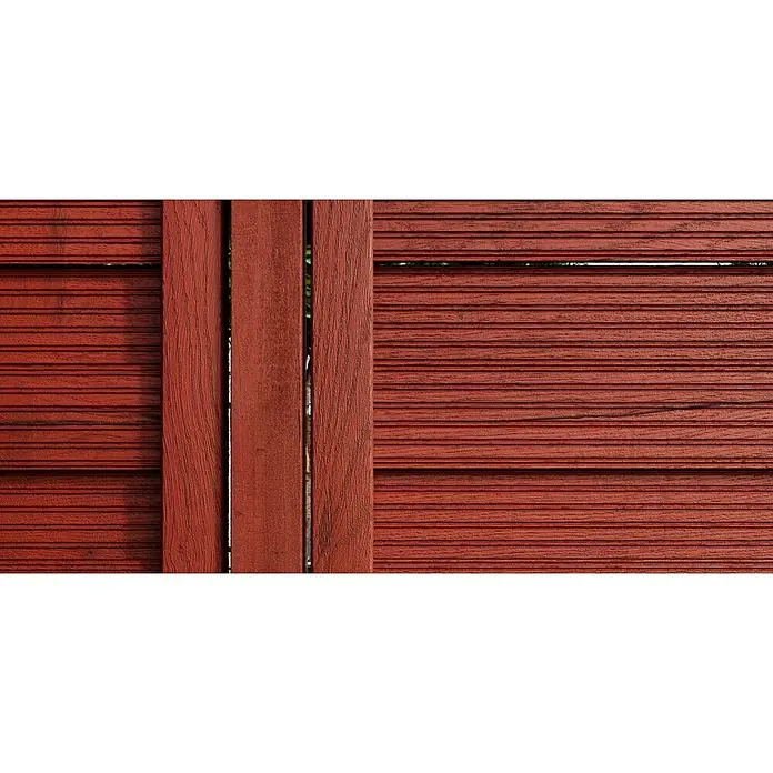 swingcolor Premium Holzlasur - Mahagoni, 750 ml, Seidenglänzend - Nahaufnahme eines roten Holzzauns mit horizontalen Brettern und vertikalen Pfosten, der die Textur und Farbe des Holzes hervorhebt.