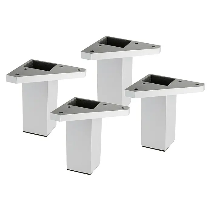 Rei Möbelfuß-Set - L x B x H: 4 x 4 x 10 cm, Aluminium, 4 Stk. - Ein Satz aus vier modernen, silberfarbenen Möbelfüßen mit dreieckiger Montageplatte und quadratischem Bein.