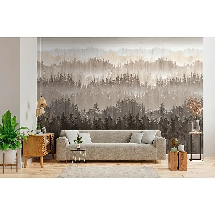 A.S. Création Metropolitan Stories Travel Styles Fototapete Wald - B x H: 1,59 x 2,8 m, Vlies, Beige/Braun - Wohnzimmer mit einem grauen Sofa und einem Wandbild mit Waldmotiv, das eine entspannende Atmosphäre schafft.