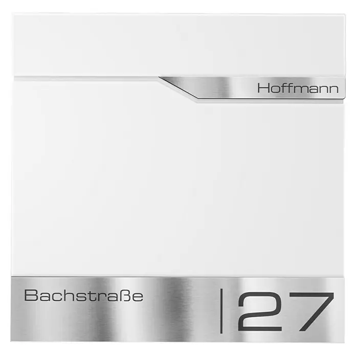 Metzler Wandbriefkasten Siebert - L x B x H: 10,5 x 37 x 37 cm, Verkehrsweiß, Stahl, Zeitungsfach - Modernes, weißes Briefkastenschild "Hoffmann, Bachstraße 127" mit silbernen Akzenten.