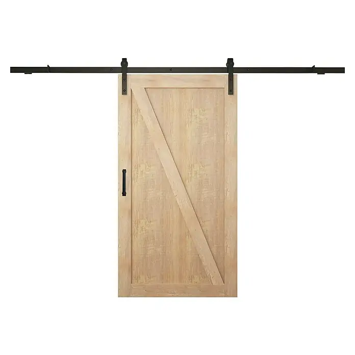 Puerta corredera de madera Riley - An x Al: 85 x 210 cm - Puerta de granero marrón claro con refuerzo en Z y manija negra, colgada de un riel negro con herrajes.