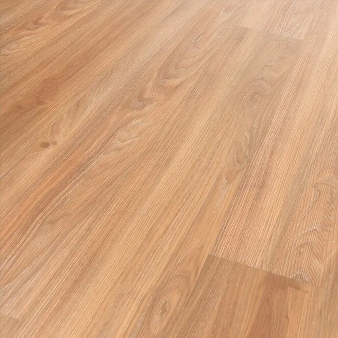 b!design Vinylboden Clic - Aspen Eiche, Landhausdiele, 1.210 x 190 x 5 mm - Nahaufnahme von Laminatboden in warmen Holztönen, der eine realistische Holzmaserung und ein elegantes, modernes Aussehen bietet.