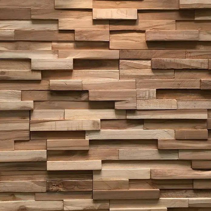 Panel de revestimiento Ultrawood Teca Firenze - 49,5 cm x 18 cm x 15 mm - Primer plano de una pared con paneles de madera en varios tonos de marrón, creando un moderno patrón tridimensional.