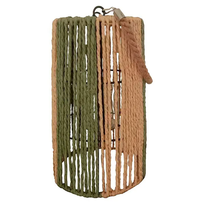 Farolillo Kilian - Ø x Al: 19 x 30 cm, Natural/Gris - Primer plano de una linterna cilíndrica con revestimiento de cuerda en tonos verde y beige, que irradia un ambiente rústico y náutico.