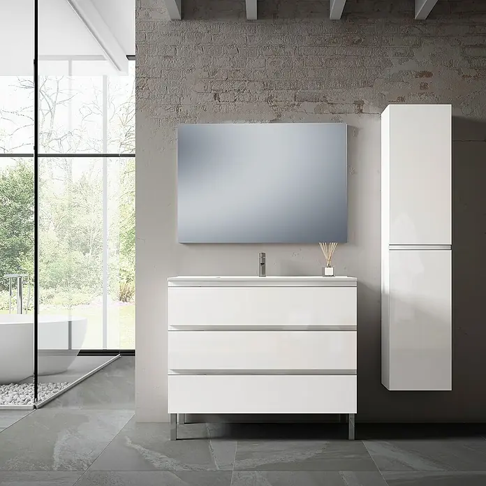 Conjunto de mueble de baño Celia - Ancho: 100 cm, Blanco, 3 pzs. - Elegante conjunto de baño con mueble de lavabo blanco de tres cajones, un gran espejo y un armario alto a juego para mayor almacenamiento.