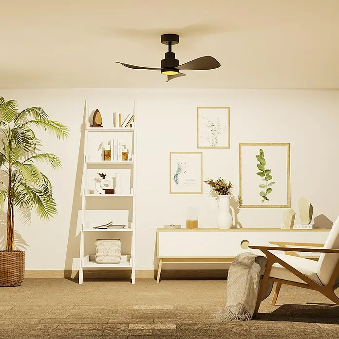 Arte confort Ventilador de techo Celia - Negro, 91,4 cm, 16 W, Blanco neutro - La imagen muestra un moderno ventilador de techo en una sala de estar elegante, mejorando el ambiente.