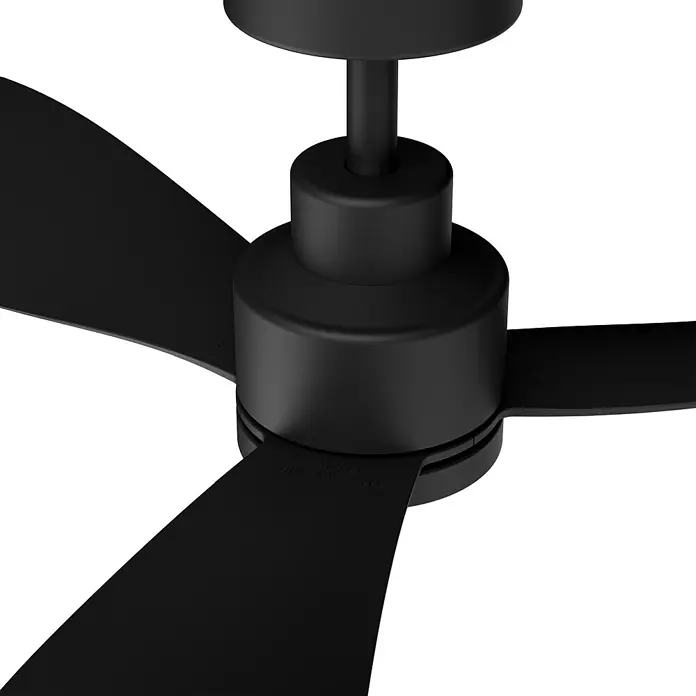 Arte confort Ventilador de techo Celia - Negro, 91,4 cm, 16 W, Blanco neutro - Primer plano de un ventilador de techo negro, mostrando sus líneas elegantes y diseño moderno.