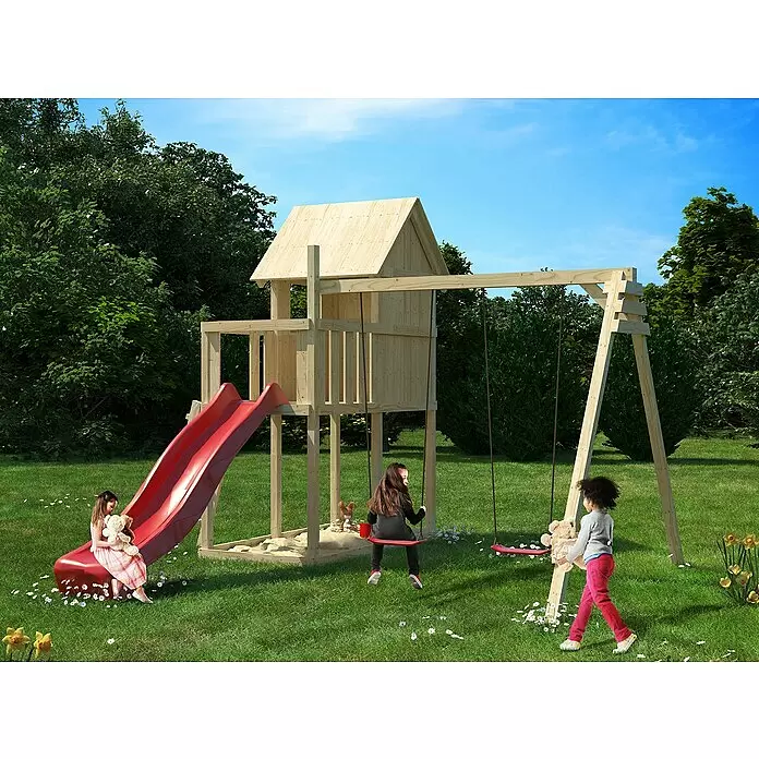 Karibu Kinderspielturm Frieda Set 10 - L x B x H: 264 x 347 x 291 cm, Natur - Holzspielhaus mit roter Rutsche und Schaukeln, von Kindern genutzt.