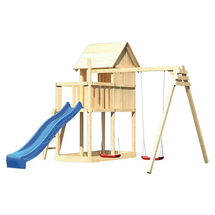 Karibu Kinderspielturm Frieda Set 9 - L x B x H: 264 x 347 x 291 cm, Natur - Bild eines Holzspielplatzes mit Rutsche, Schaukeln und einem Spielhaus, ideal für Kinder zum Spielen und Spaß haben.