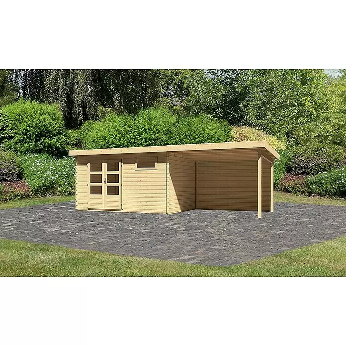 Karibu Gartenhaus Bastrup 8 - Außenmaß inkl. Dachüberstand (B x T): 704 x 333 cm, Holz, Natur, Mit Seitendach und Rückwand - Heller Holz-Gartenschuppen mit integriertem Carport auf gepflasterter Terrasse im Garten.