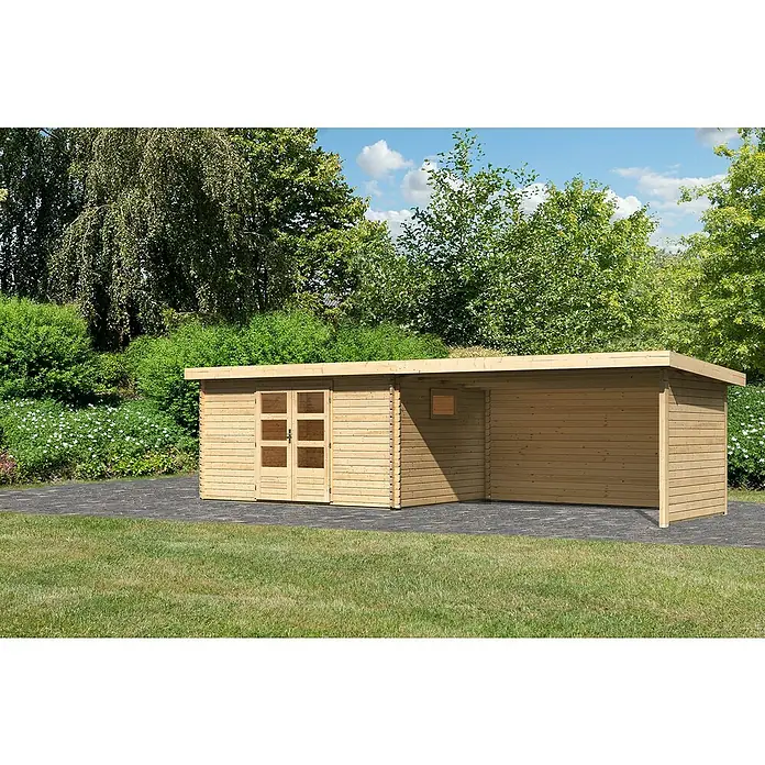 Karibu GartenhausAußenmaß inkl. Dachüberstand (B x T): 806 x 333 cm, Holz, Natur, Mit Seitendach, Rück- & Seitenwand - Holzgartenhaus mit Flachdach und Anbau, ideal für Gartenwerkzeug und als gemütlicher Rückzugsort im Grünen. Das Haus ist aus hellem Holz gefertigt.