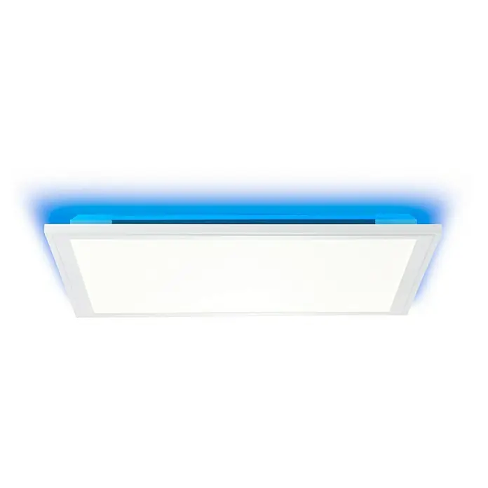 Brilliant LED-Panel Allie - L x B x H: 39,6 x 39,6 x 5,3 cm, 24 W, Weiß - Das Bild zeigt eine moderne, quadratische LED-Deckenleuchte mit blauer Hintergrundbeleuchtung, ideal für Büros oder Wohnräume.