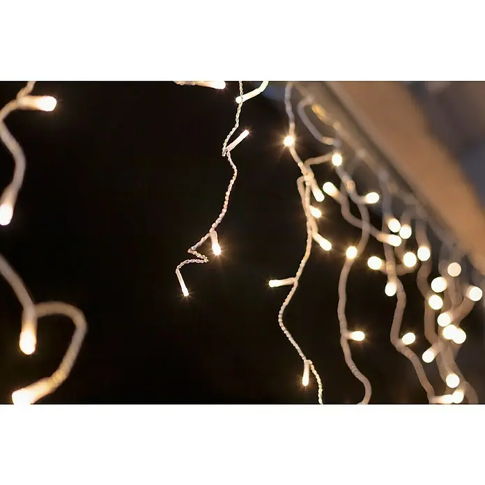 Tween Light LED-Lichtervorhang Eisregen - Außen, 290 cm, Warmweiß, 120 Stk., Netzbetrieben - Stimmungsvolle Lichterketten mit warmem Schein, ideal für festliche Dekorationen oder gemütliche Abende.