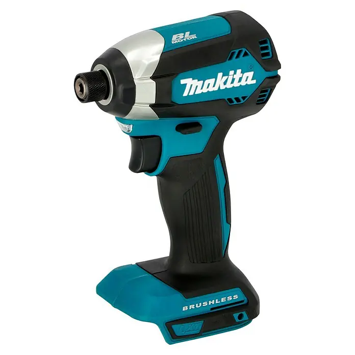 Makita LXT 18V Llave de impacto de batería DTD153Z - 18 V, Sin batería, 170 Nm - Primer plano de un atornillador de impacto inalámbrico Makita con motor sin escobillas, perfecto para atornillar.