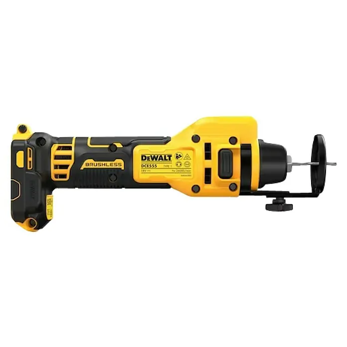 DeWalt XR 18V Sierra de sable de batería DCE555N-XJ - 18 V, Sin batería, Número de oscilaciones marcha en vacío: 26.000 r.p.m. - Primer plano de una herramienta de corte de paneles de yeso inalámbrica DeWalt DCE555. La herramienta es amarilla y negra, con motor sin escobillas y guía de profundidad ajustable.