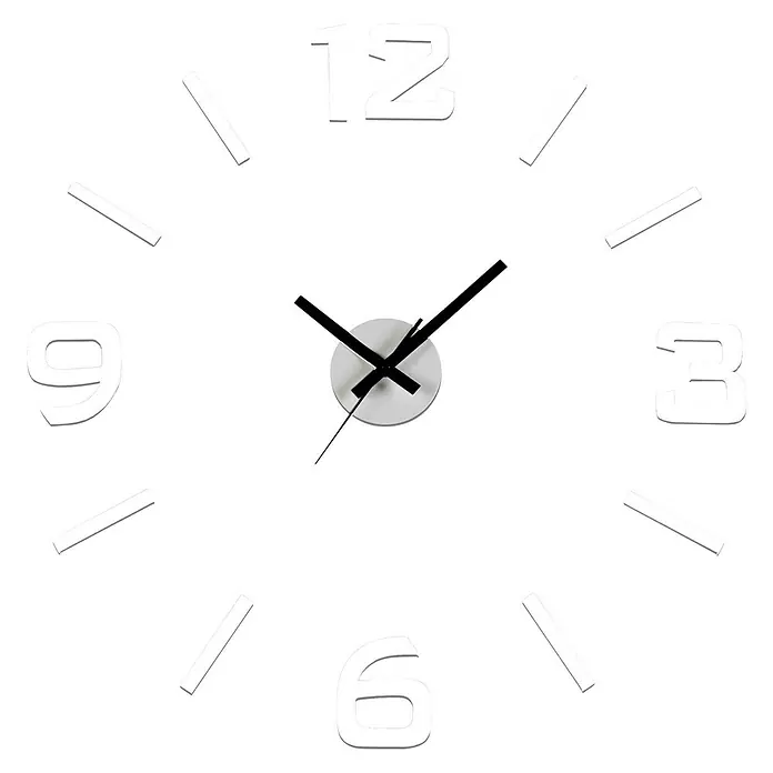 Versa Reloj de pared Pegatina - Diámetro: 70 cm, Blanco - Un reloj de pared blanco moderno con un diseño minimalista, que muestra el 12, 3, 6 y 9 como números, ideal para un hogar contemporáneo.