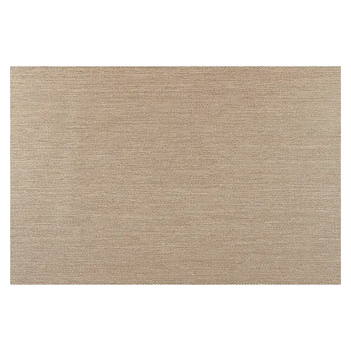 Alfombra de vinilo Living Lisa - Sisal, 180 x 120 cm - Primer plano de un tejido con una fina textura de trama diagonal en un tono beige cálido, ideal para tapicería o cortinas.