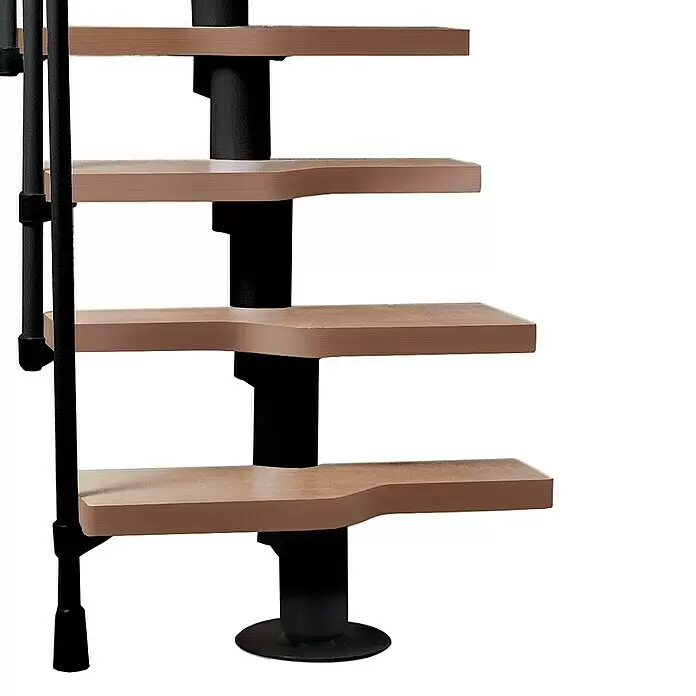 Atrium Raumspartreppe Mini - Farbton Metall: RAL 9005, Breite: 60 cm, Buche, Geschosshöhe: 222 cm - 300 cm - Hellbraune Holzstufen an einer schwarzen Spindeltreppenstruktur.