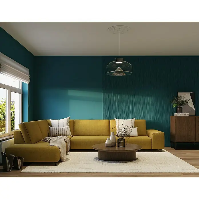 Nmc Decoflair Zierprofil Deckenleiste D2 - 2 Stk., 2 m x 17 mm x 25 mm, Extrudiertes Polystyrol (XPS) - Wohnzimmer mit einem modularen gelben Ecksofa, einem Couchtisch und einer stilvollen Pendelleuchte.