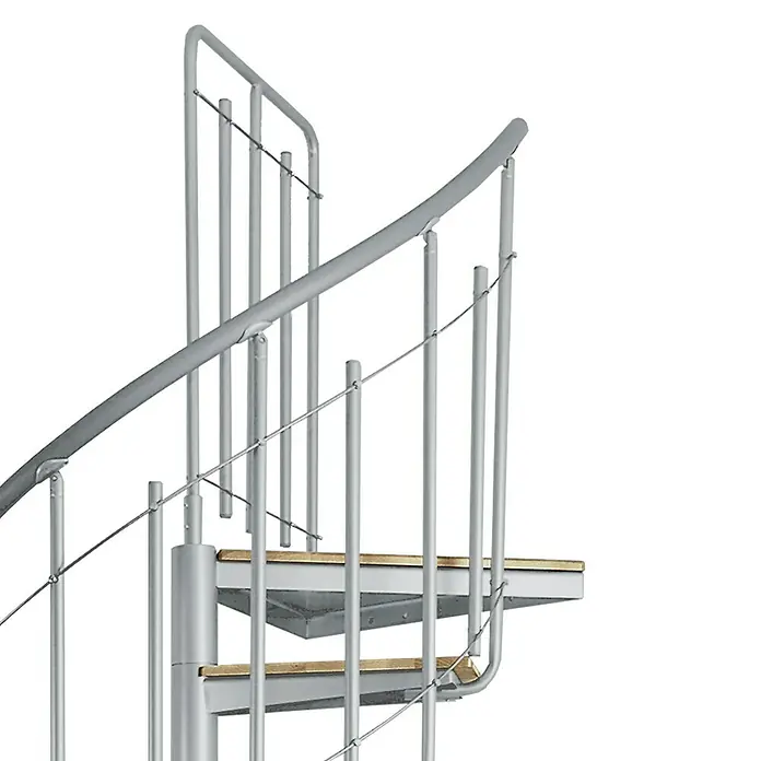 Atrium Spindeltreppe Solo Vertical - Farbton Metall: RAL 9006, Durchmesser: 120 cm, Stahl, Buche, Geschosshöhe: 264 cm - 286 cm - Eine moderne Wendeltreppe mit silbernem Geländer und Holzstufen. Ein elegantes Design für Innenräume.