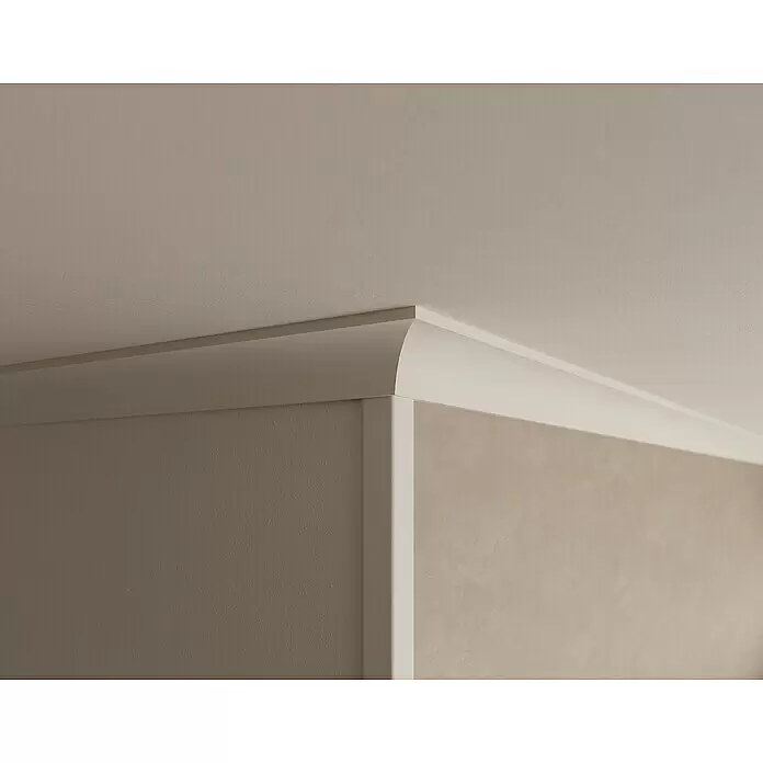 Nmc Decoflair Zierprofil Deckenleiste D20 - 2 Stk., 2 m x 50 mm x 50 mm, Extrudiertes Polystyrol (XPS) - Weiße Zierleiste mit gestuftem und geschwungenem Profil, an der inneren Ecke von Decke und Wand installiert.