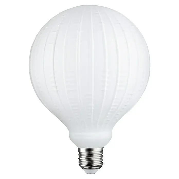 Paulmann LED-Lampe White Lampion Filament gestreift - E27, Dimmbar, Warmweiß, 400 lm, 4 W - Nahaufnahme einer weißen LED-Lampe mit dekorativem Rillenmuster und silbernem Sockel vor schwarzem Hintergrund.
