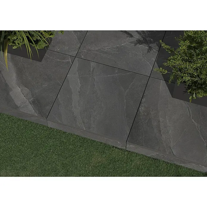 Terrassenfliese Monte 2.059,7 x 59,7 x 2 cm, Anthrazit, Matt - Ansicht von oben von grauen Außenfliesen mit Marmorierung, die ein modernes, stilvolles Erscheinungsbild für jeden Außenbereich bieten.