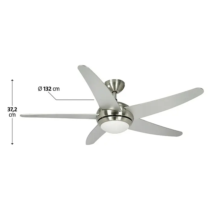 Voltomat Deckenventilator Fabiola - Silber, 132 cm - Abbildung eines silberfarbenen Deckenventilators mit vier Flügeln und einem integrierten Licht, der eine komfortable Raumatmosphäre schafft.